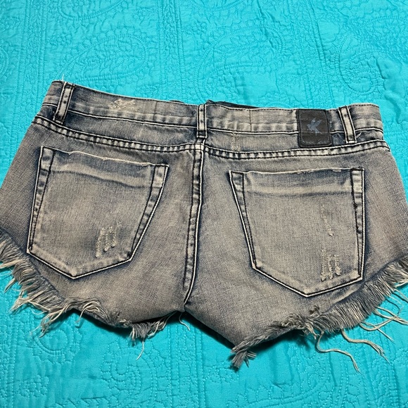 One Teaspoon Shorts - Picture 4 of 5